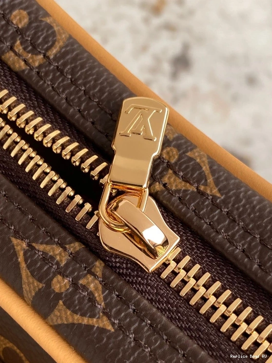 Affordable VUITTON LOOP LOUIS 0713